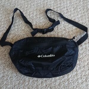 Columbia Black Lightweight Packable Hip Pack